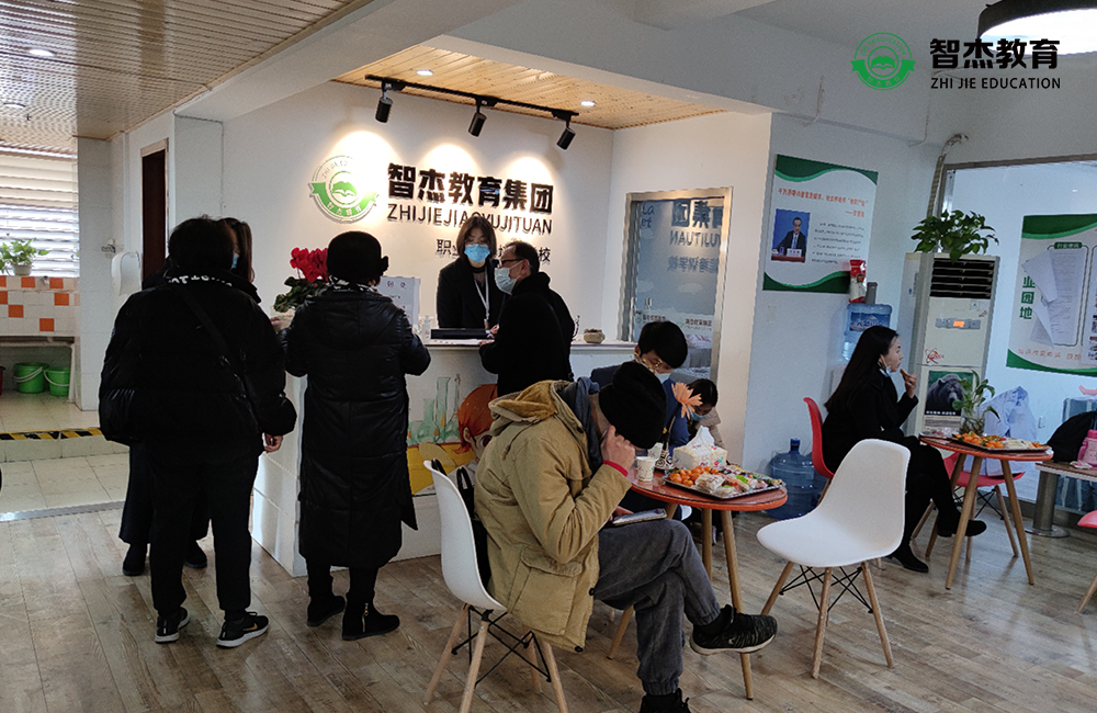 职业技能培训学校_成都智杰教育环境