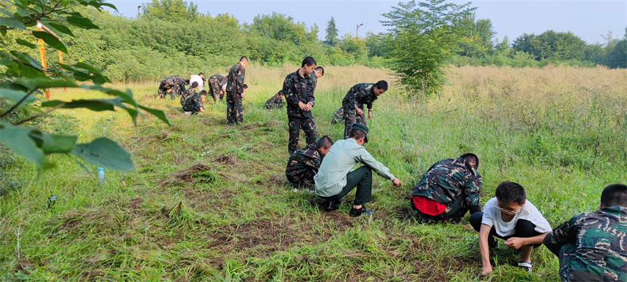 西安军事化青少年素质特训学校_体验课