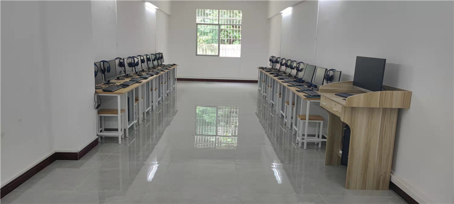 贵州市花溪区弘扬学校_学校环境