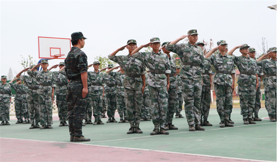 湖北叛逆学校_师资