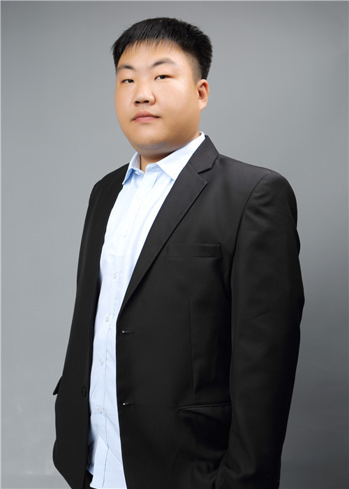 哈尔滨森大教育_马骏