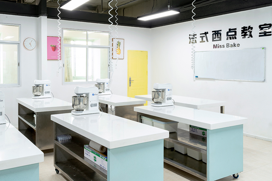 深圳美斯烘焙培训学校_深圳美斯烘焙学校环境