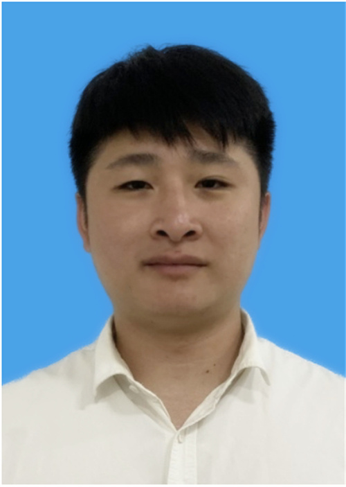 新叶教育_梁英雄