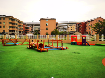 杭州市康乃馨儿童康复教育中心_操场