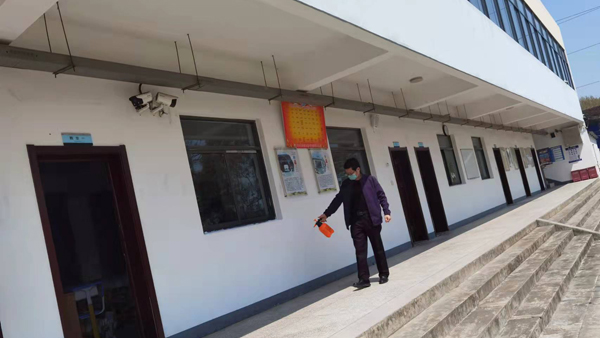 南京新华学校_新华学校教学楼