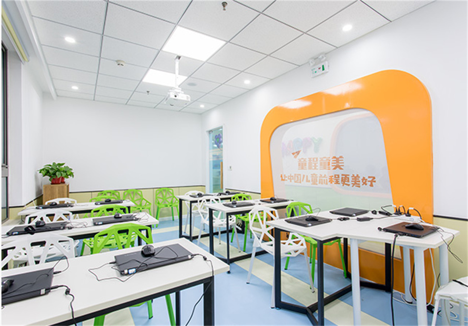 童程童美少儿编程教育培训_教学环境