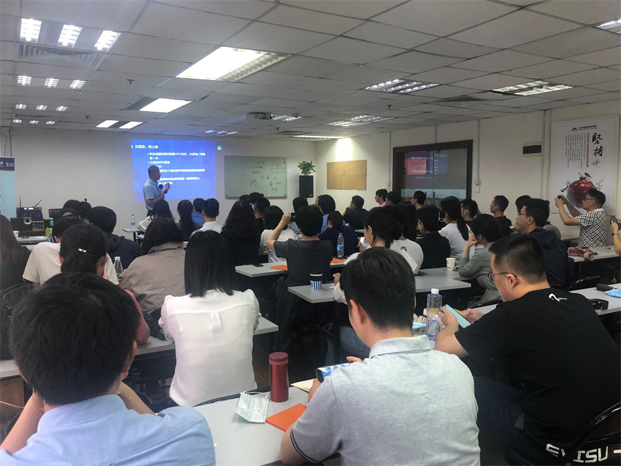 社科赛斯_学校环境