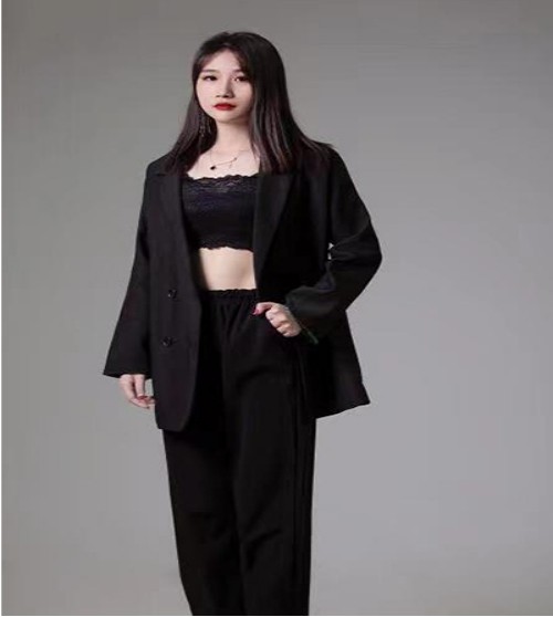 南京佰亿美容美发化妆职业技能培训学校_金老师