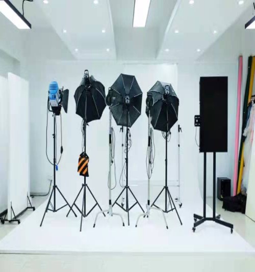 南京佰亿美容美发化妆职业技能培训学校_摄影教室