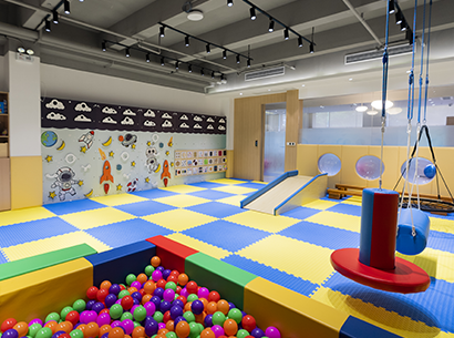 杭州开星果儿童康复中心_感统训练室