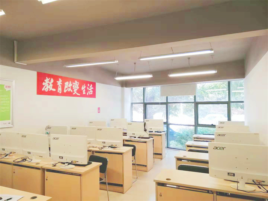 北大青鸟昆明嘉荟_学校环境