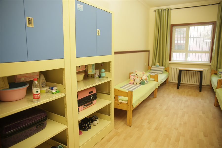 新疆大光华高级中学_学校环境