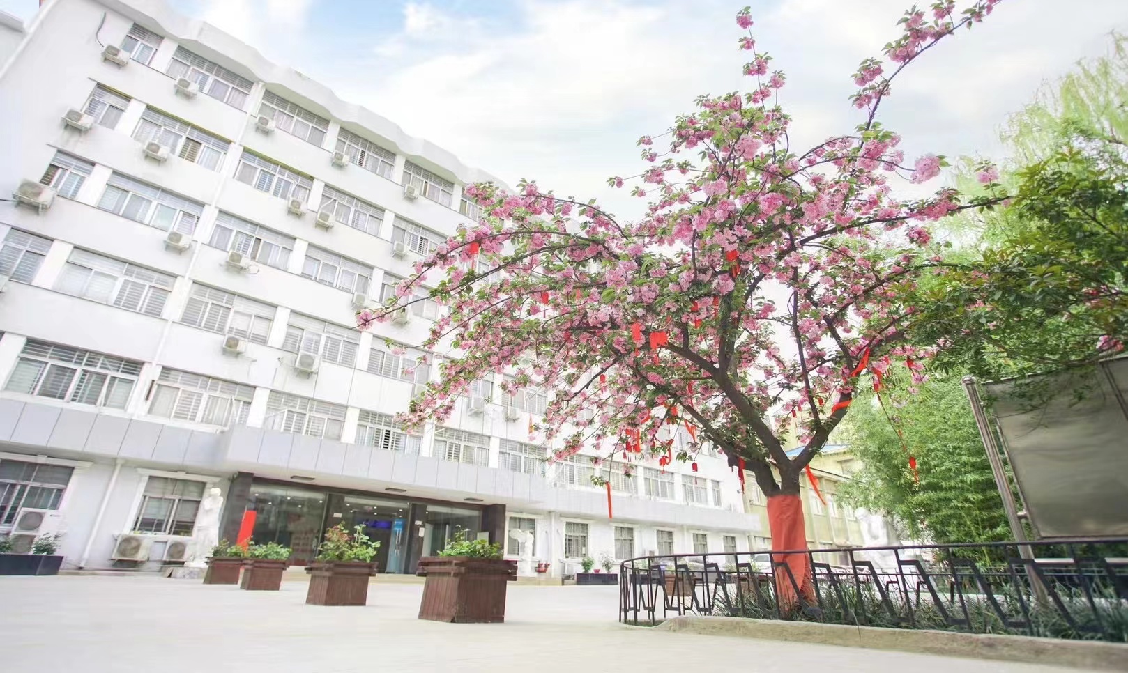 捷登高考学校_校区环境