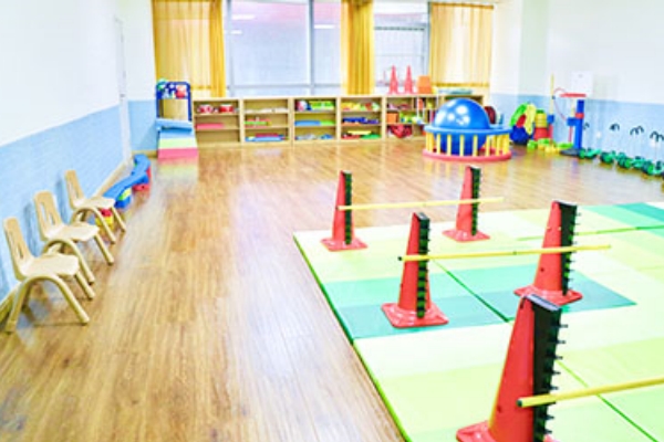 五彩鹿儿童康复中心_机构环境