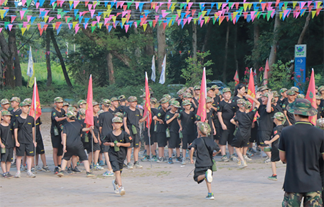 江西赣州老兵营地军事拓展夏令营