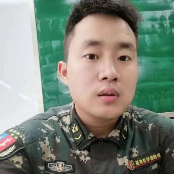 铁山西点少年军校夏令营_刘教官