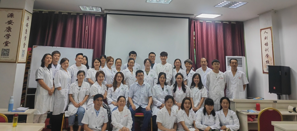 源安康理疗针灸推拿培训学校_学校环境