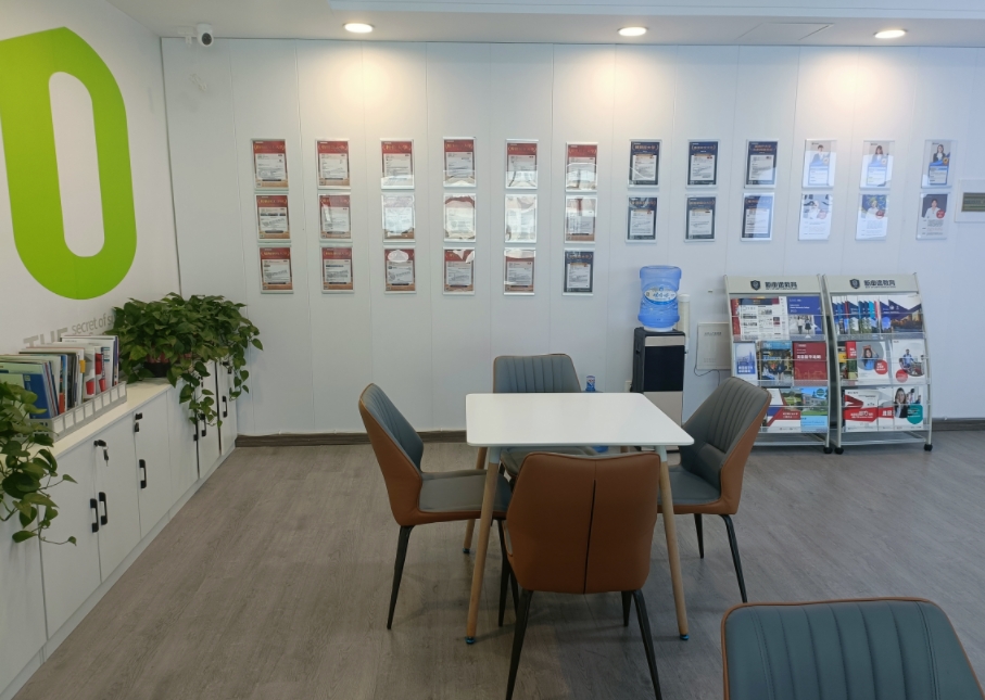 新申途留学中介徐州_学校环境