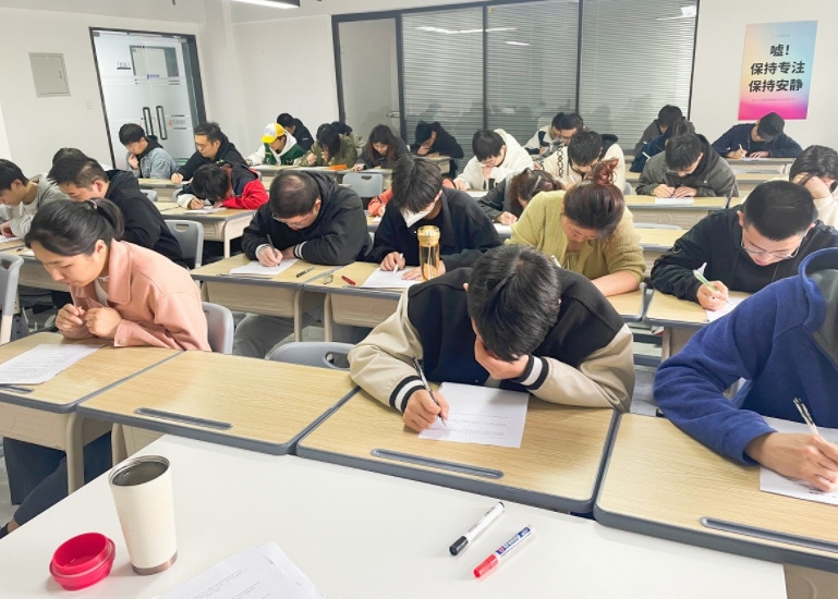 河南启航考研辅导机构_学校环境