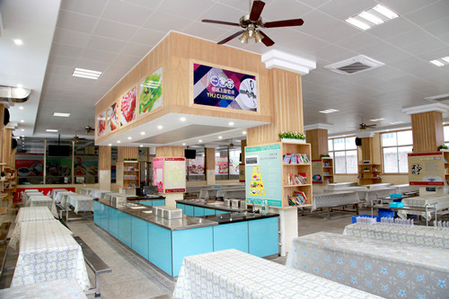 深圳市龙华中英文实验学校_学校餐厅