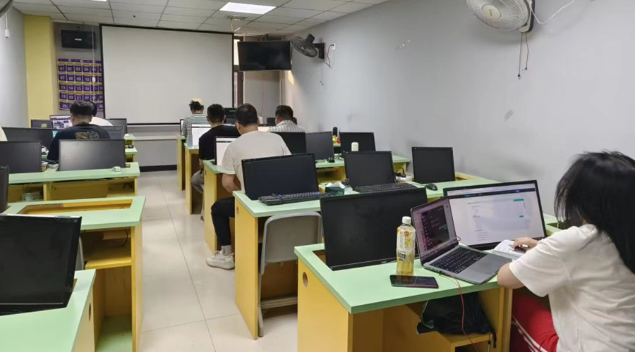 西安达内优创IT培训_环境展示