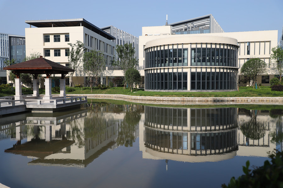 信达高考复读学校_餐厅