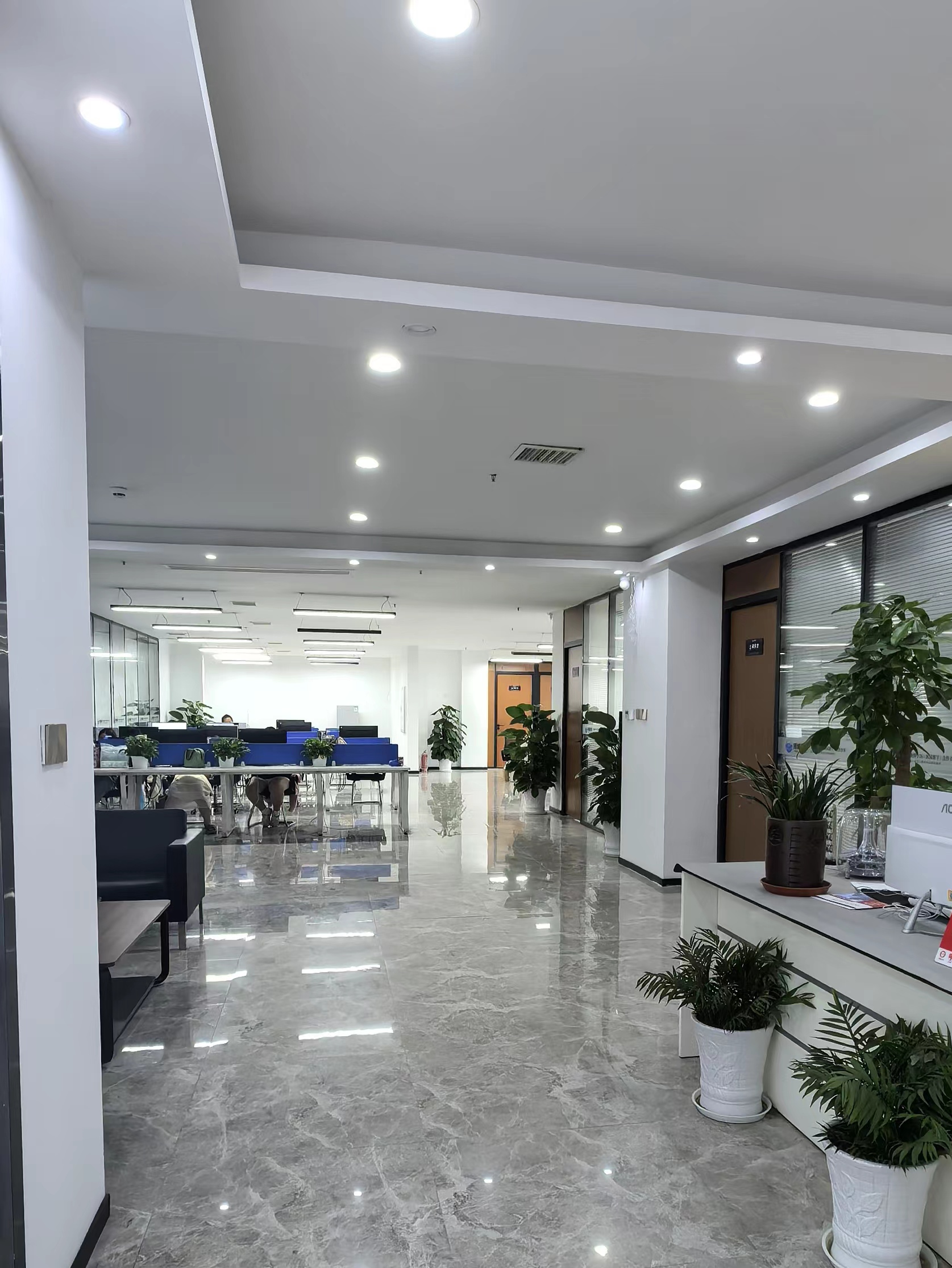 武汉艾瑞斯莫留学服务中心_机构环境