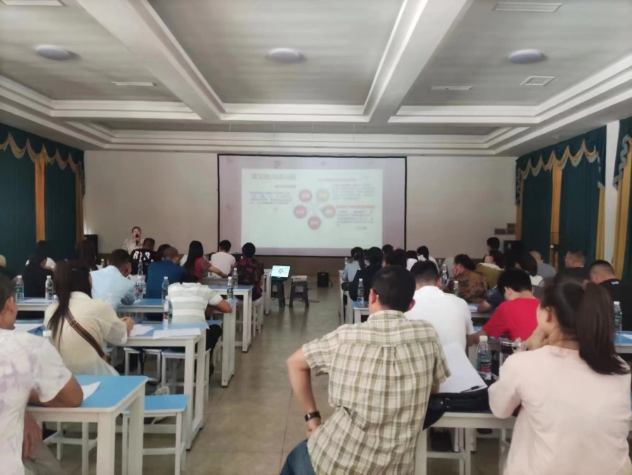 心海岸叛逆青少年管教学校_家长课堂