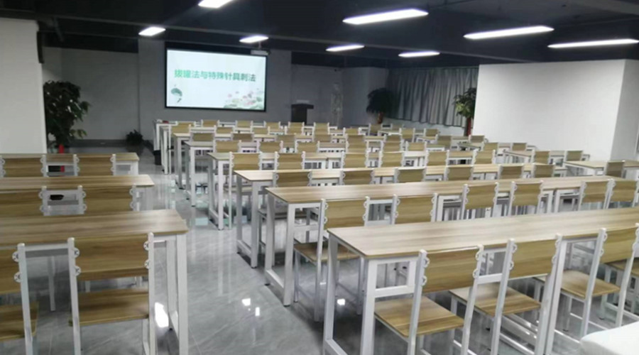 康大拿中医职业培训学校_教室环境