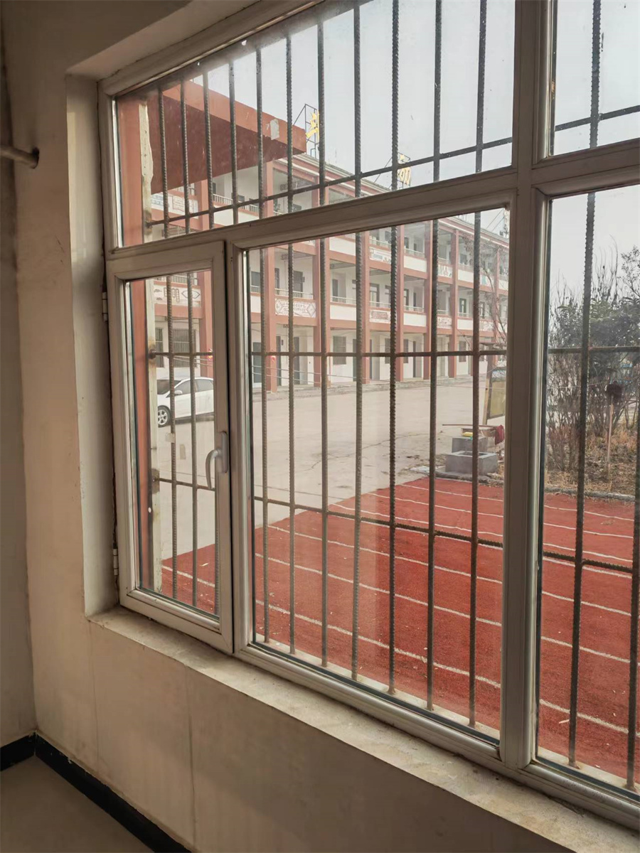 山东育德教育_安全窗户