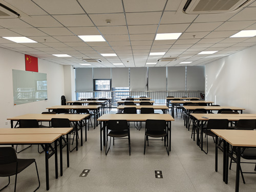 苏嵌教育_教室