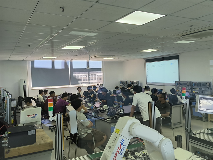 煌生自动化培训_实训室