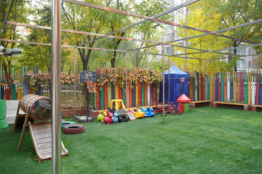 北京七彩虹儿童康复中心_学校环境