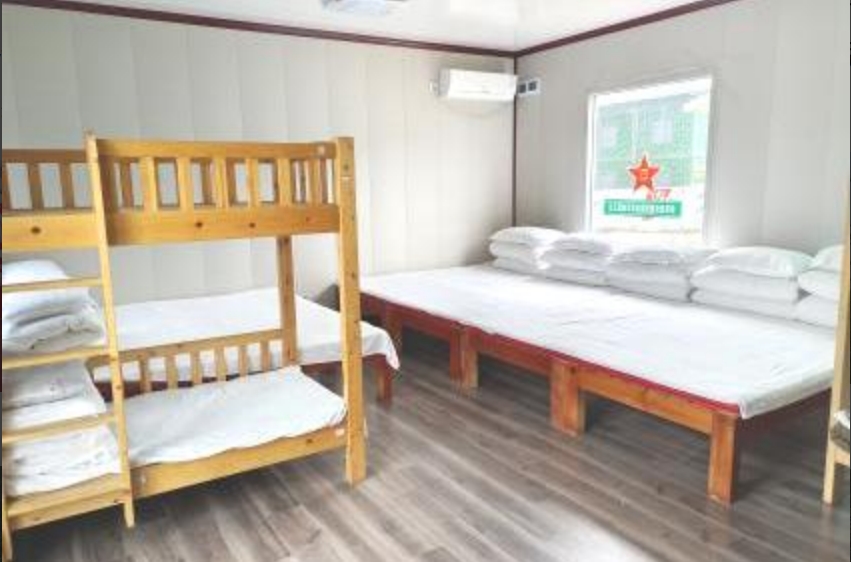 红玉国防军事基地_学校环境