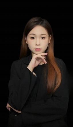 广州中艺美妆培训学校_虾虾老师