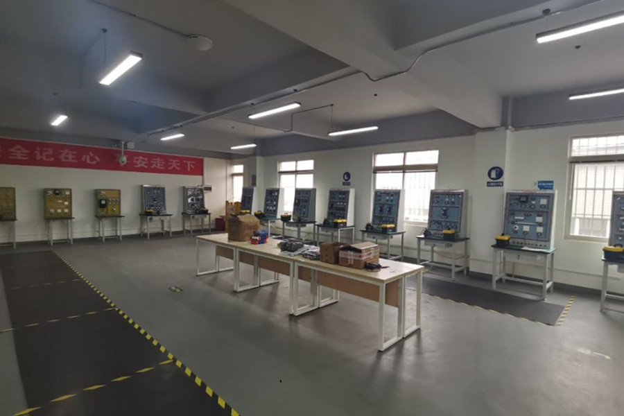 重庆庆祥特种作业培训机构_演示教室