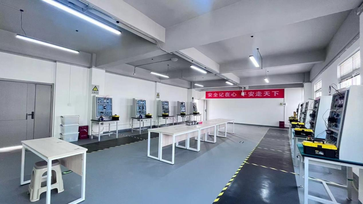 重庆庆祥特种作业培训机构_教学设备