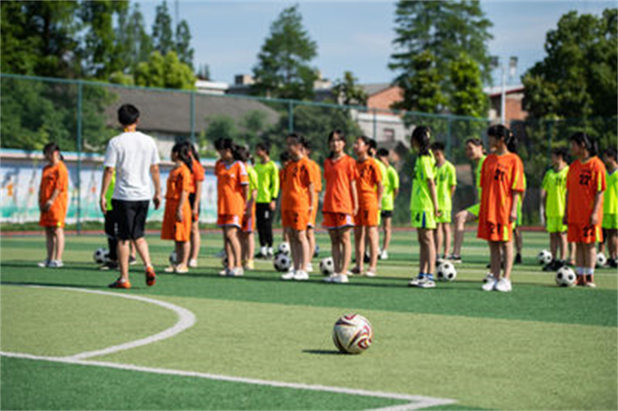 启翔教育_学校环境