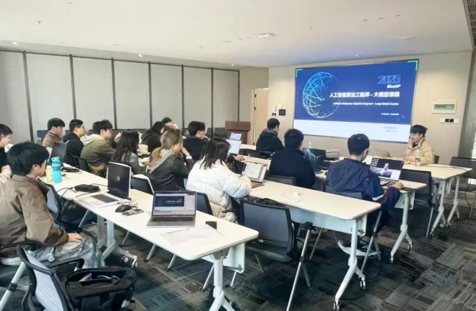 深兰科技教育_学员风采