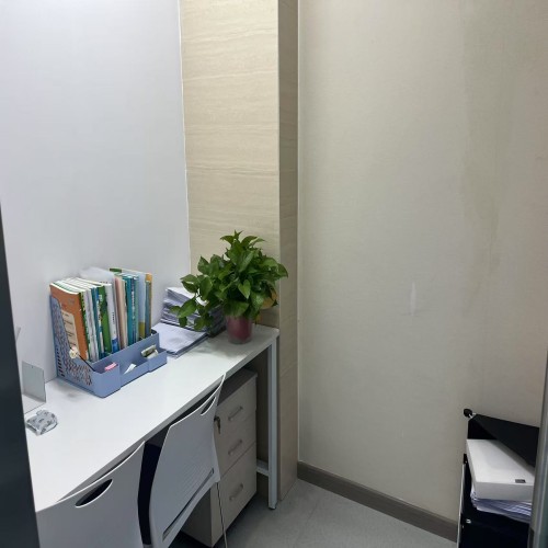 合肥中高考补习辅导学校_办公一角