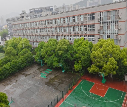 杭州皓文中考复读学校_优美的校园