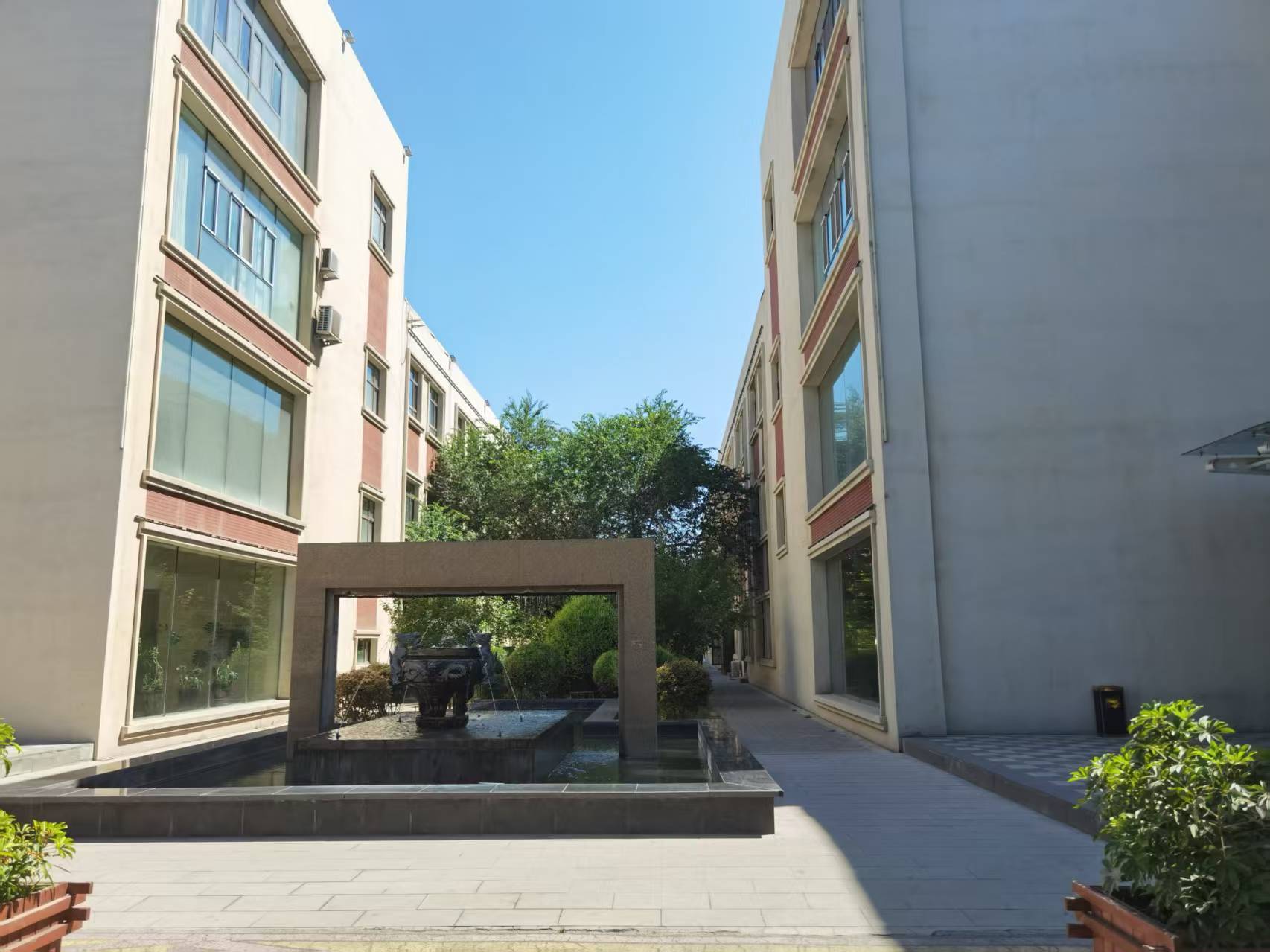 新疆明起研学教育_学校环境