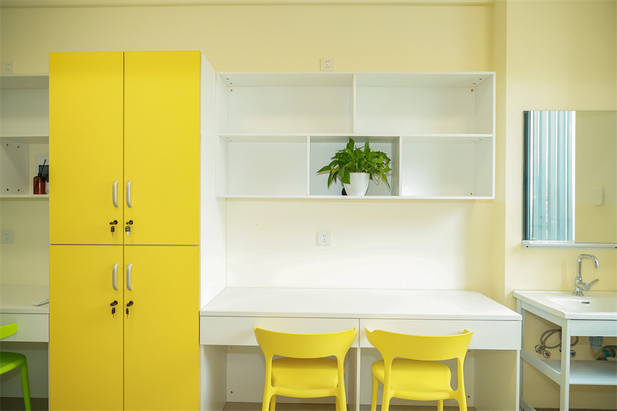 青岛新东方补习学校_教室环境