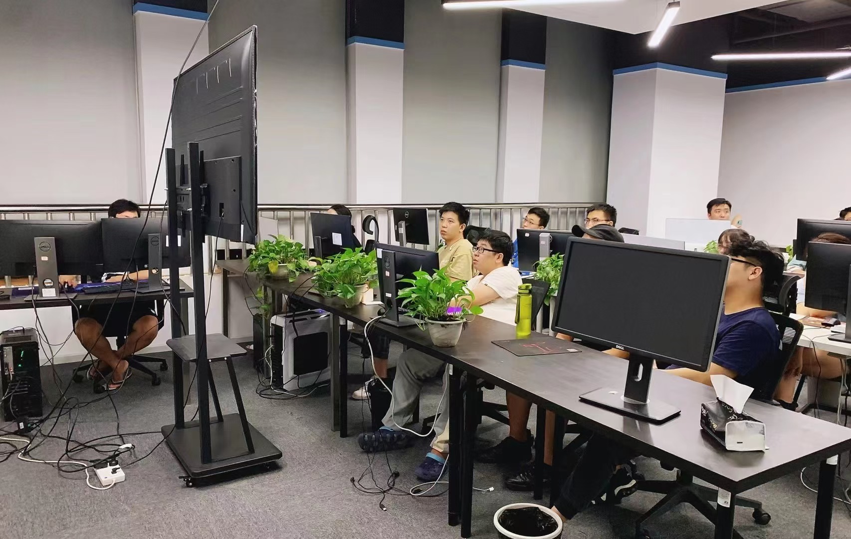 成都黑格子视界教育_校区环境