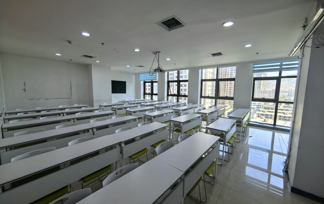 青海育心教育_环境