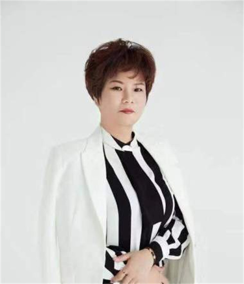 玉雅清朦母婴培训学校_肖老师