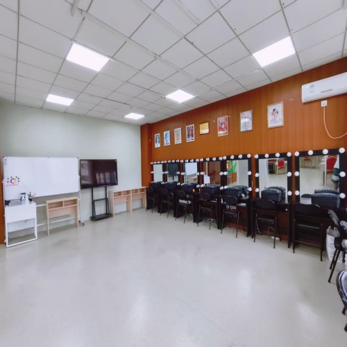 大连尚峰美业_校区环境