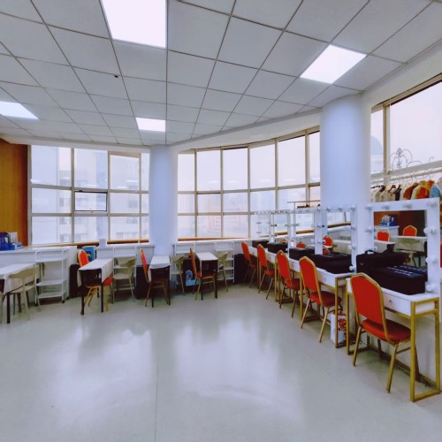 大连尚峰美业_校区环境