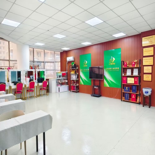 大连尚峰美业_校区环境