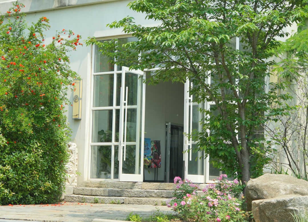 武汉格鲁伯实验学校_实验楼